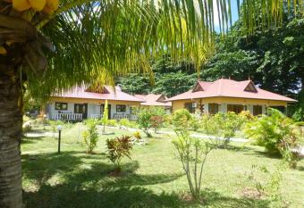 Zerof Self Catering Apartments has Balcony rooms