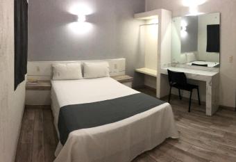 Hotel Gallo allows 18 year olds to book a room