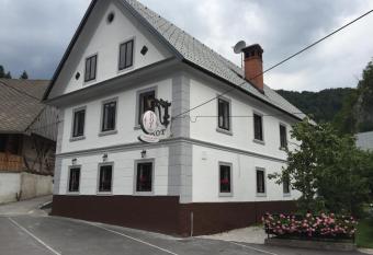 B&B Rot has Balcony rooms