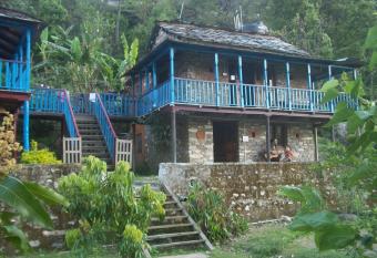 Shivanandi River Lodge has Smoking/Balcony rooms