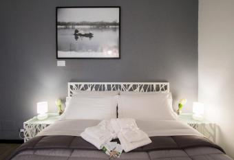 City Lights Rome allows 18 year olds to book a room