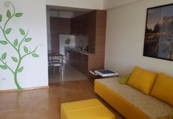 V&D Apartment allows 18 year olds to book a room