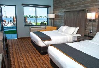 Pier B Resort has Balcony rooms