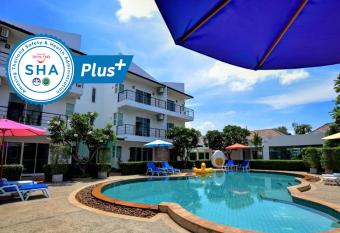 Pool Access 89 @Rawai Hotel has Balcony rooms