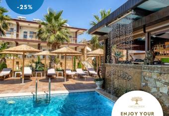Halkidiki Greek Pride   otel and Apartments has Balcony rooms