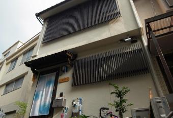 Guesthouse Engawa has Balcony rooms
