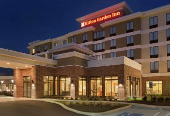Hilton Garden Inn Pittsburgh Airport South-Robinson Mall has Balcony rooms