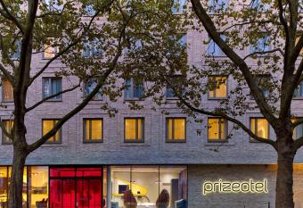 prizeotel Hannover-City allows 18 year olds to book a room