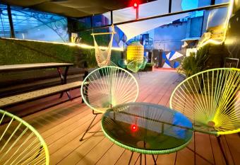 Roomies Hostel Roma has Balcony rooms