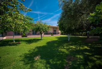 Lemi Apartments has Smoking/Balcony rooms