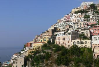 La Tavolozza Residence has Balcony rooms