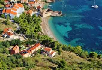 Apartment Mare has Balcony rooms