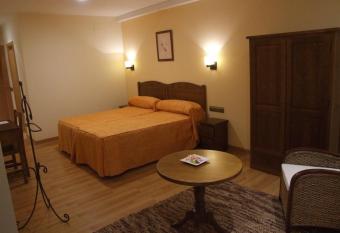 Hotel Pattaya has Balcony rooms