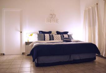 Palm Trees Apartments has Balcony rooms