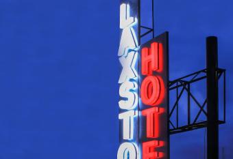 de Laxston Hotel Jogja by AZANA allows 18 year olds to book a room