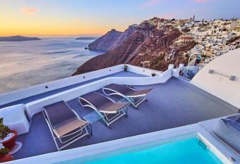 Trieris Villa & Suites allows 18 year olds to book a room