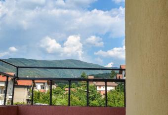 Guest House JoJi has Balcony rooms