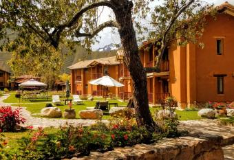 Lizzy Wasi Urubamba has Balcony rooms