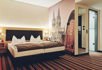 Hotel Fortune has Balcony rooms