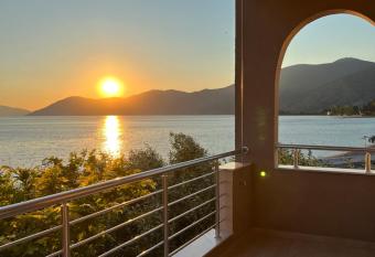 Mangata Seaside Hotel has Balcony rooms