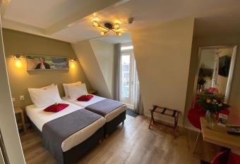 Alp Hotel has Balcony rooms