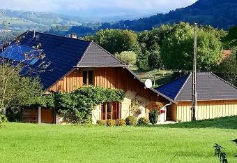 Ferme de la Cochette allows 18 year olds to book a room