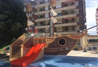 Hotel Bon Repos has Balcony rooms