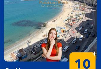                                                              4 has rooms with a private hot tub