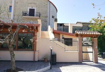 B&B La Taverna has Balcony rooms