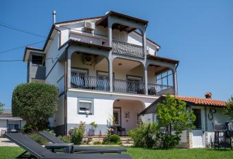 Apartments Villa Bazilika has Balcony rooms