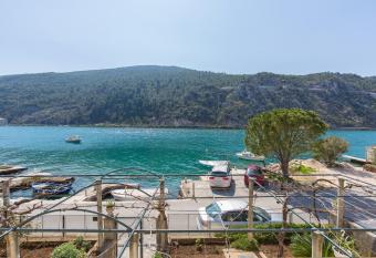 Apartman Monkovic has Balcony rooms