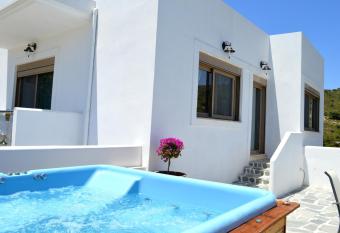 Bianca Suite & Home has Balcony rooms