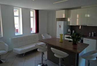 Kazinczy Apartment allows 18 year olds to book a room