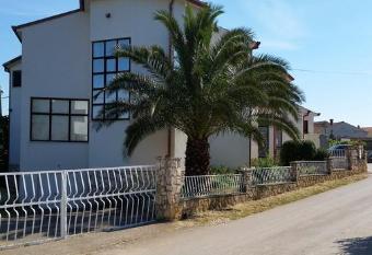 Vera Apartments has Balcony rooms