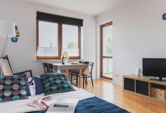 P&O Apartments Namys  owska 6c has Balcony rooms