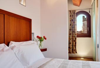 Hotel Due Mori has Balcony rooms