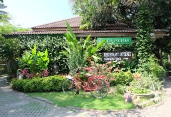 Save House Resort has Balcony rooms