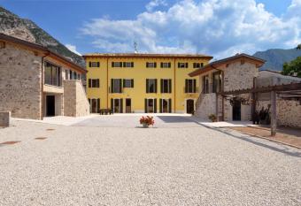 Agriturismo Tre Forti has Balcony rooms