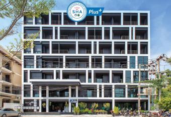 Blu Monkey Hub and Hotel Phuket - SHA Extra Plus has Balcony rooms