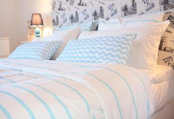 Ericeira Apartments allows 18 year olds to book a room