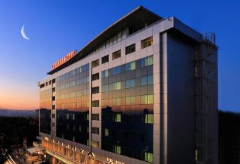 Latanya Hotel Ankara allows 18 year olds to book a room