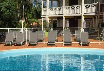 Hotel La Maison Creole allows 18 year olds to book a room