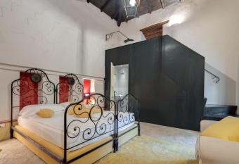 Rambaldi Apartments Casa nr 1 allows 18 year olds to book a room