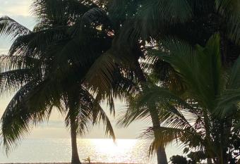 Anda Di Hows Hostel allows 18 year olds to book a room