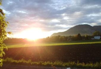 Ferienwohnung Mostecky allows 18 year olds to book a room