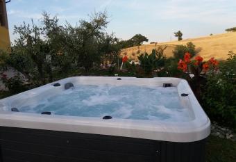 Agriturismo La Stradaccia has Balcony rooms