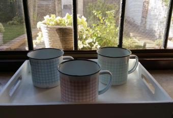 Dragonfly B&B has Balcony rooms