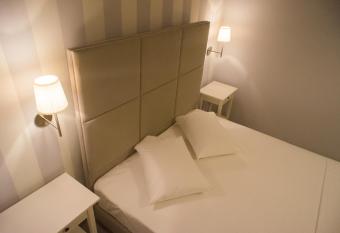 Bello Horizonte has Balcony rooms