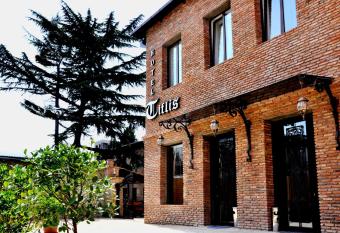 Tiflis Hotel allows 18 year olds to book a room