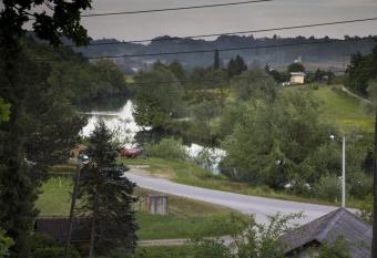 Holiday Home Ille has Balcony rooms